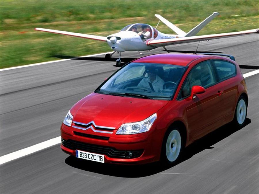  Citroen C4 Coupe 2004 года  (фото 1 из 16)